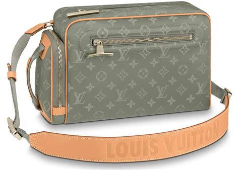 lv pochette camera|louis vuitton camera canvas.